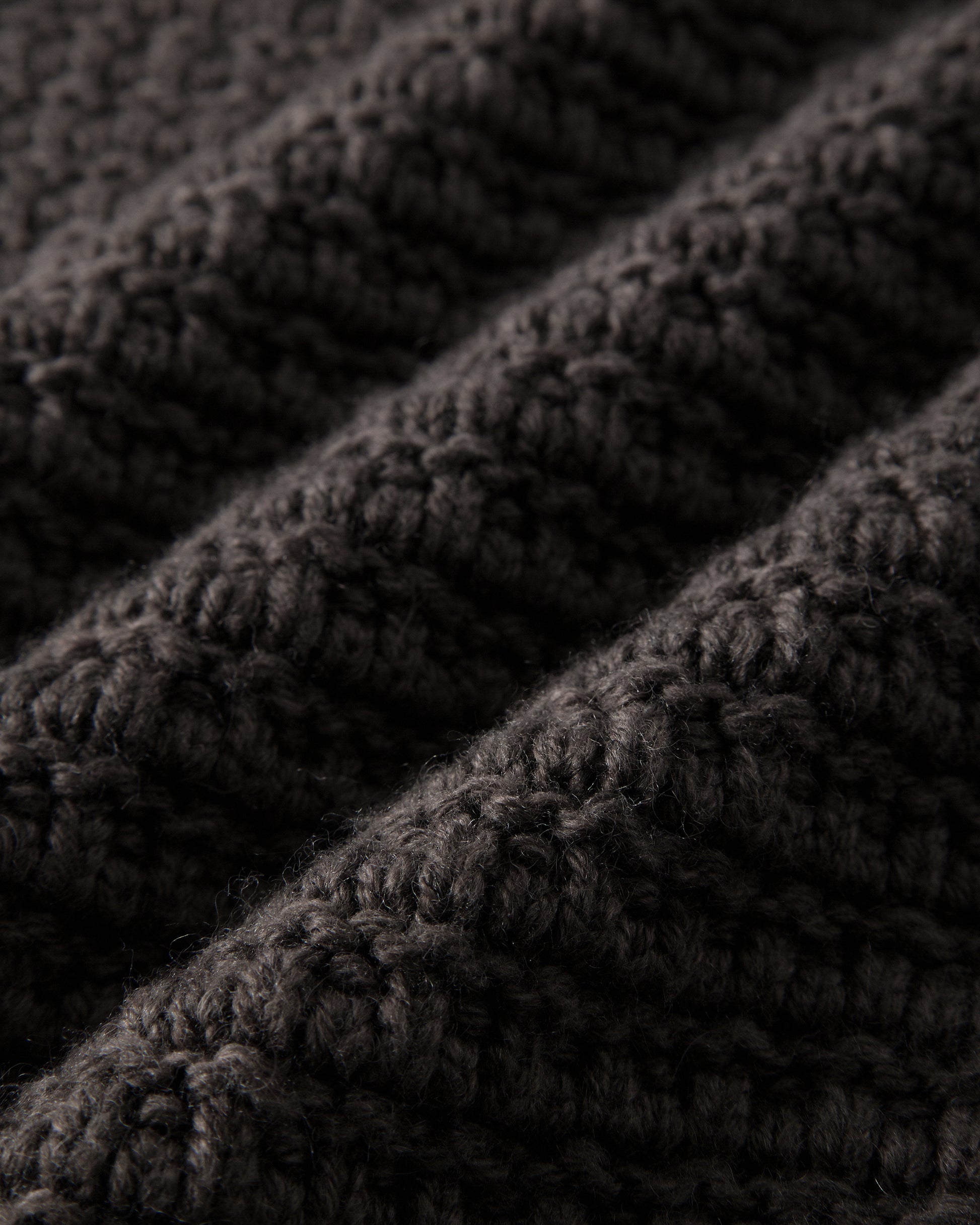 RESET V-NECK CARDIGAN