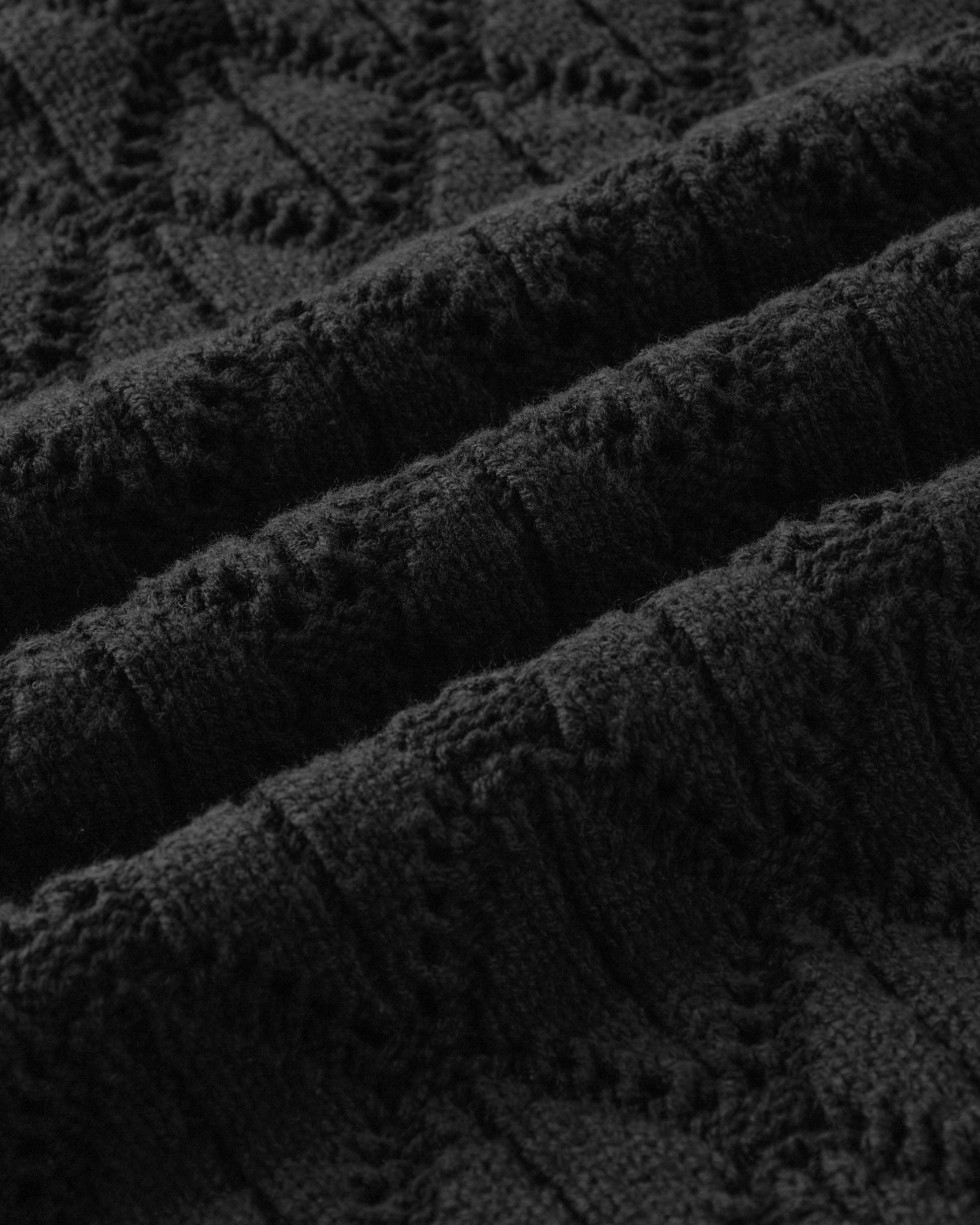 RESET V-NECK KNITTED VEST