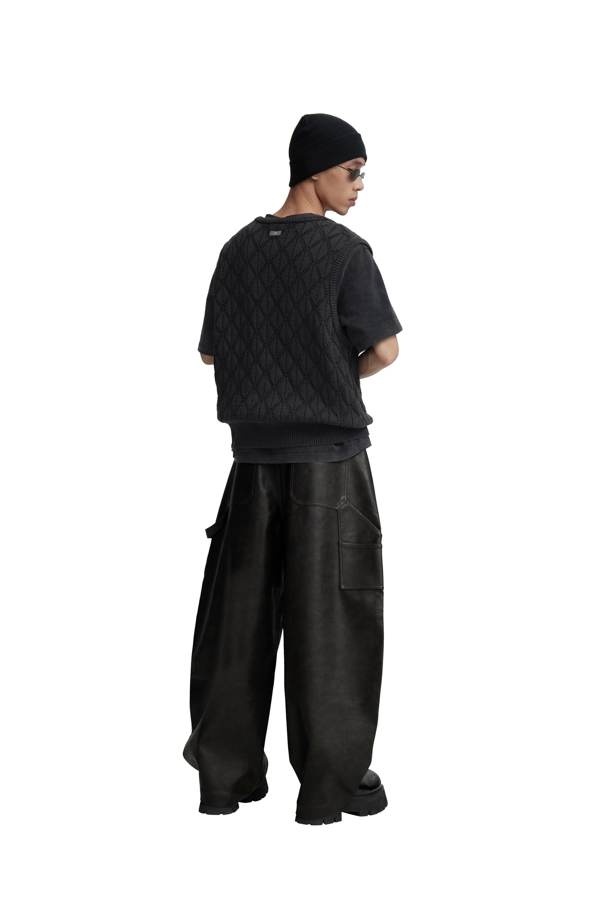 RESET V-NECK KNITTED VEST