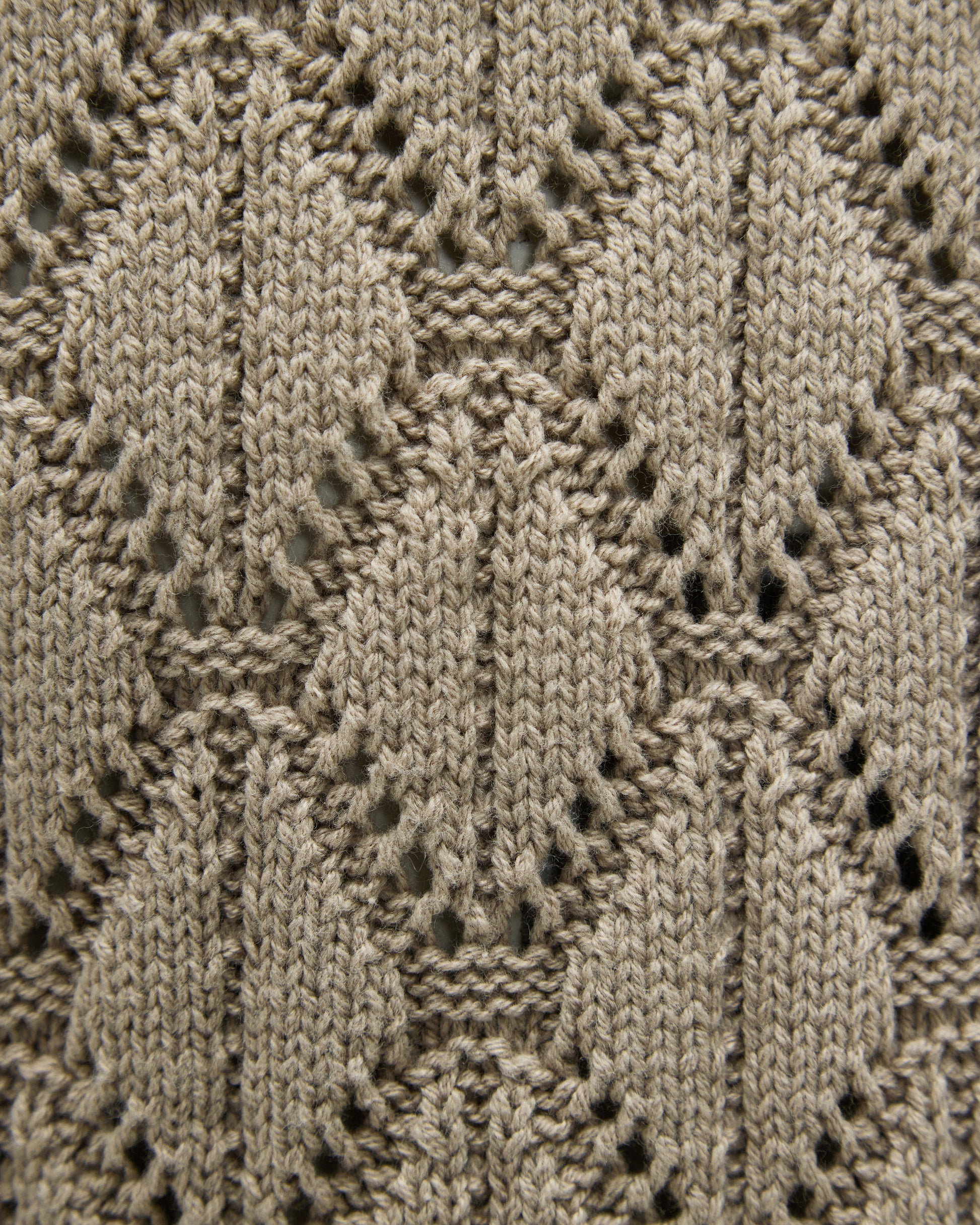 RESET V-NECK KNITTED VEST