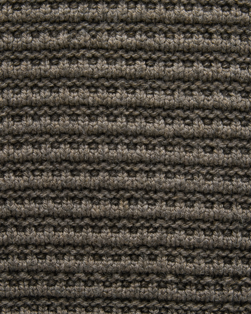 RESET V-NECK CARDIGAN