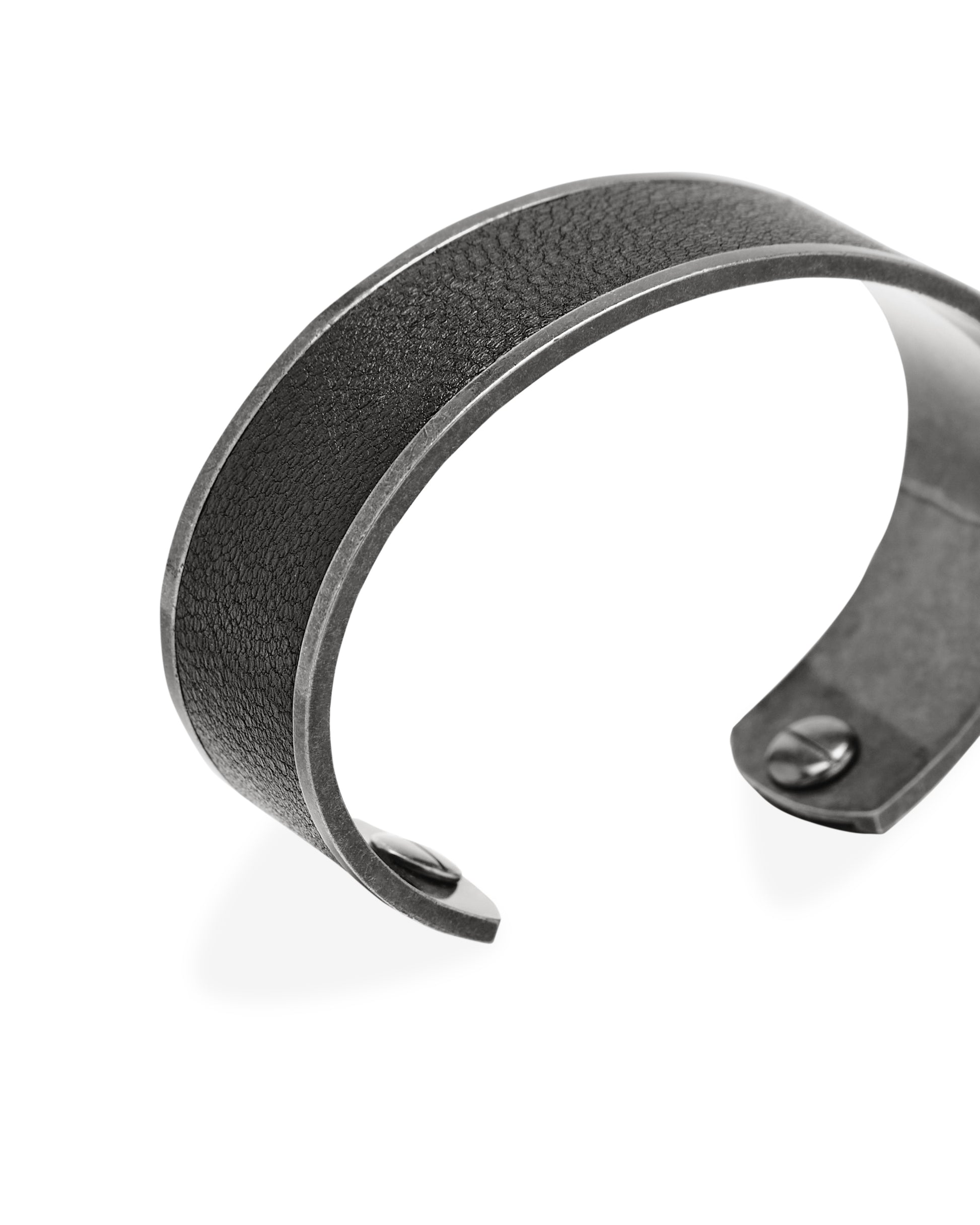 ACCEPTANCE METAL LEATHER BANGLE